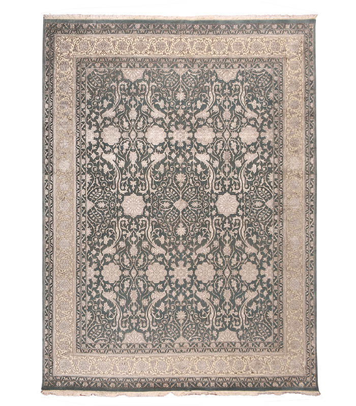 Gray Ivory Wool Rug