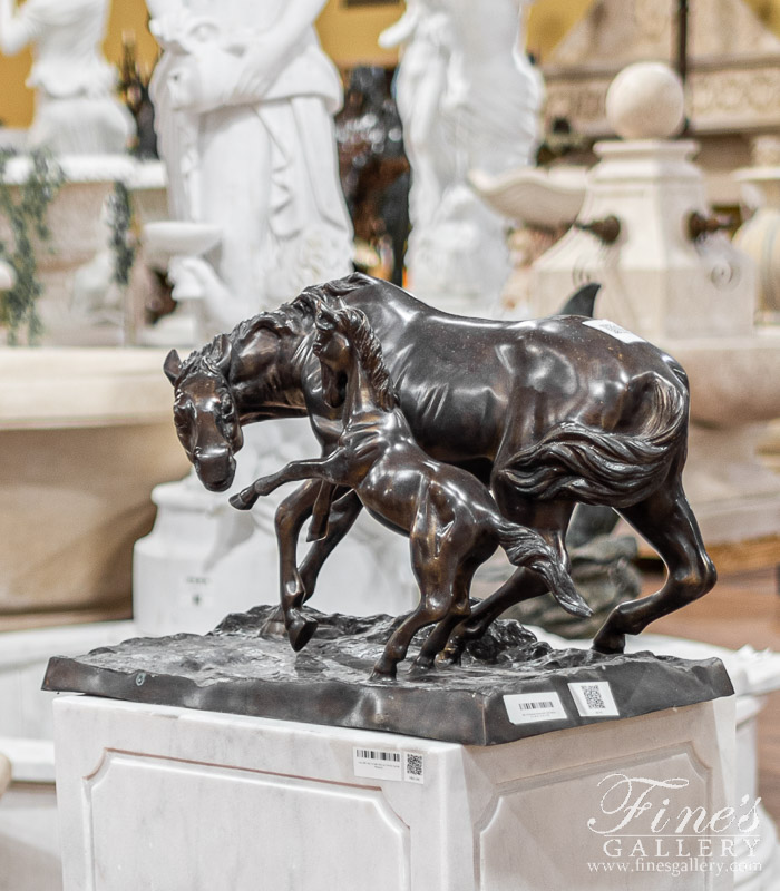 Search Result For Bronze Statues  - Mare With Foal Bronze Statue - BS-170