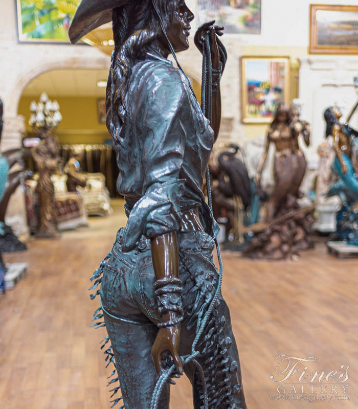 Search Result For Bronze Statues  - A Vintage Cowgirl Statue  - BS-630