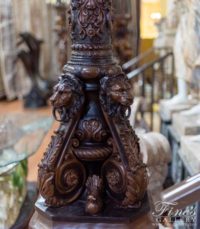 Lighting Lamposts  - Regal Lion Head Themed Lamp Post - LMP-035