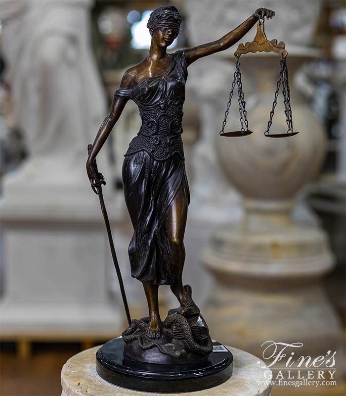 19 Inch Lady Justice