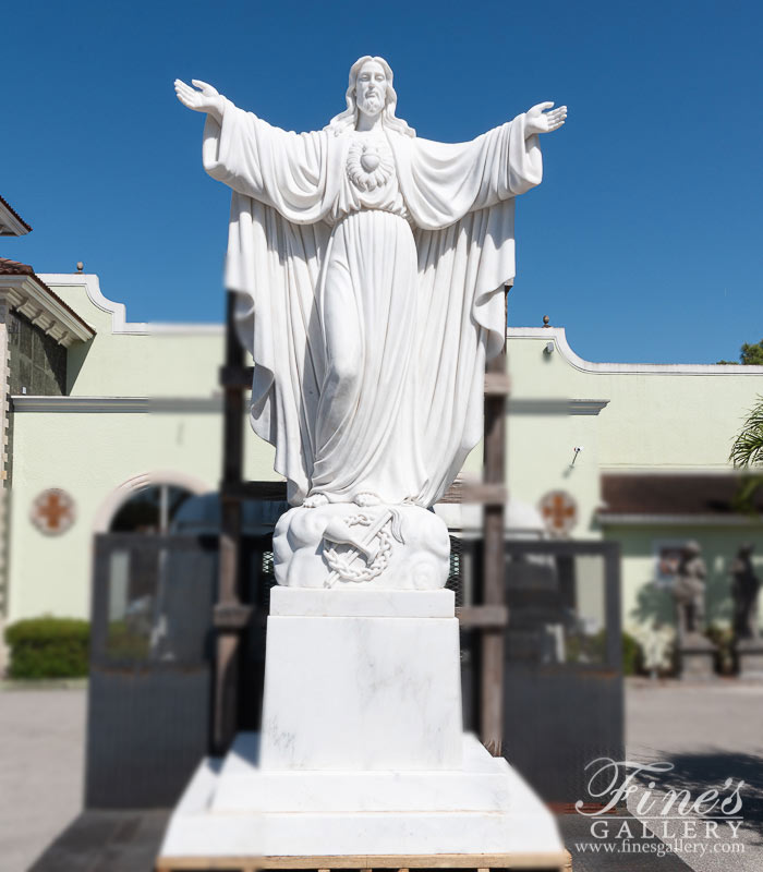 10 Feet Tall Sacred Heart of Jesus Statue!