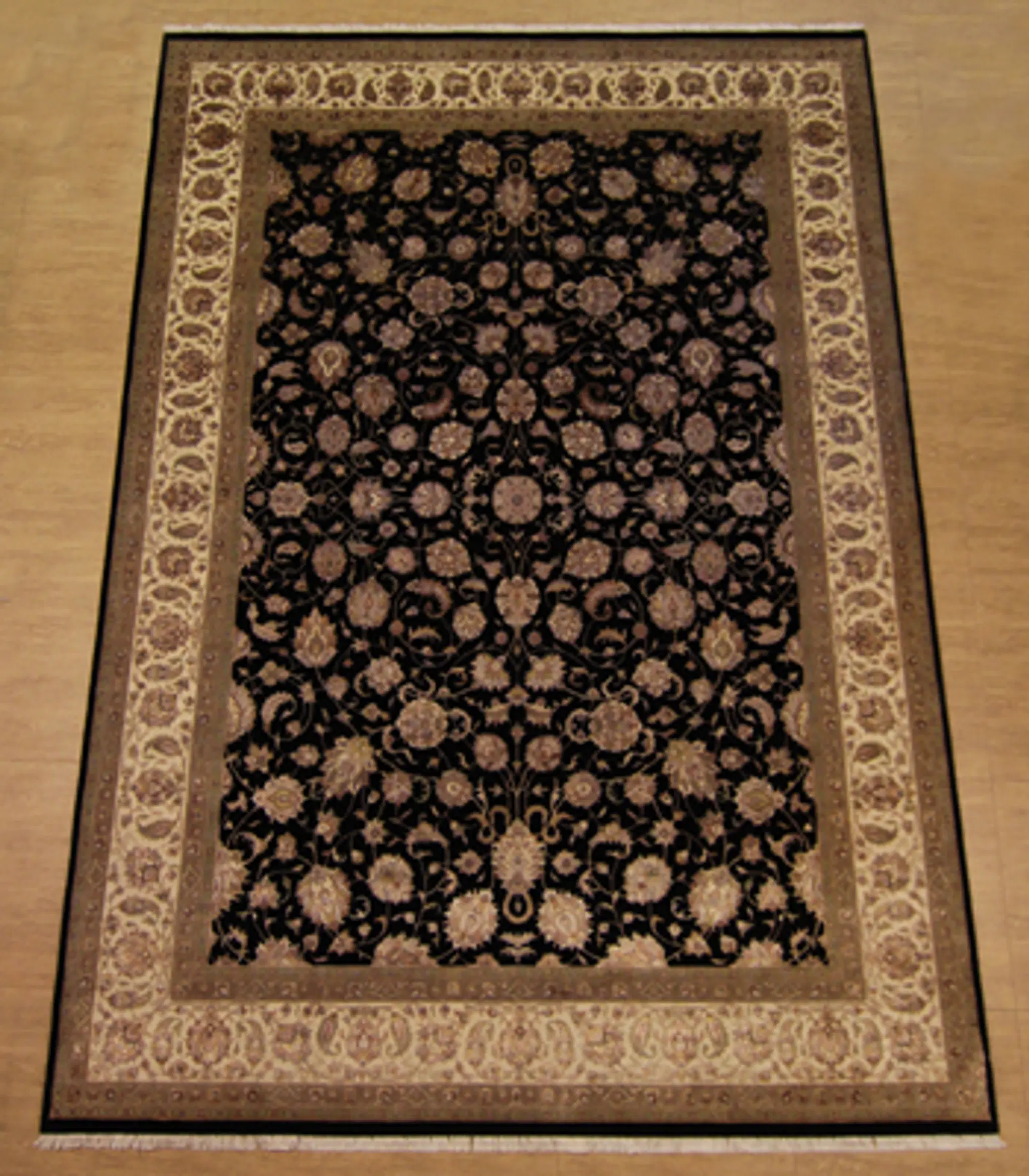 R7587 - main image