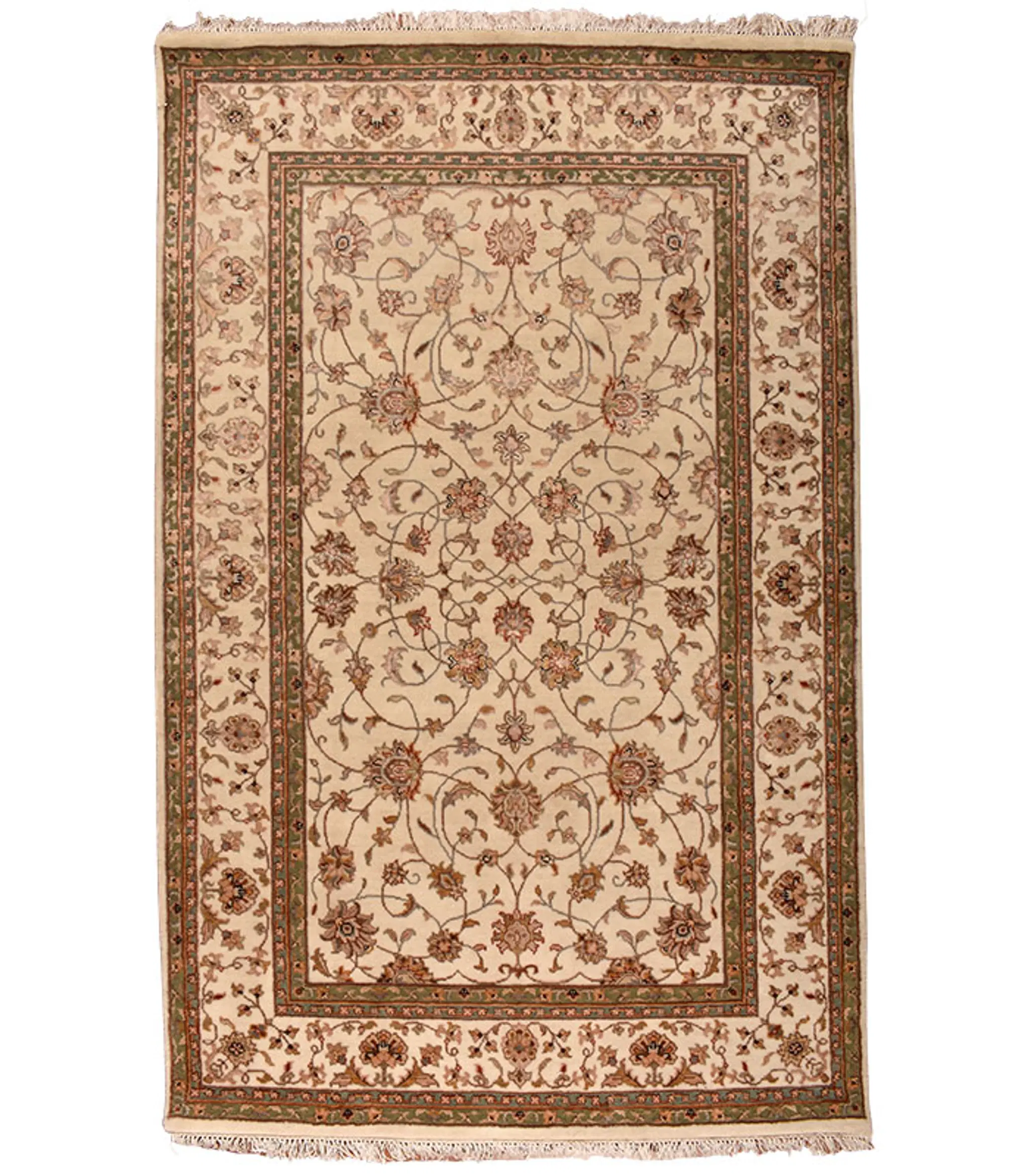 R8104 - main image