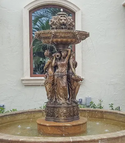 Ladies and Lions Classic Bronze Fountain