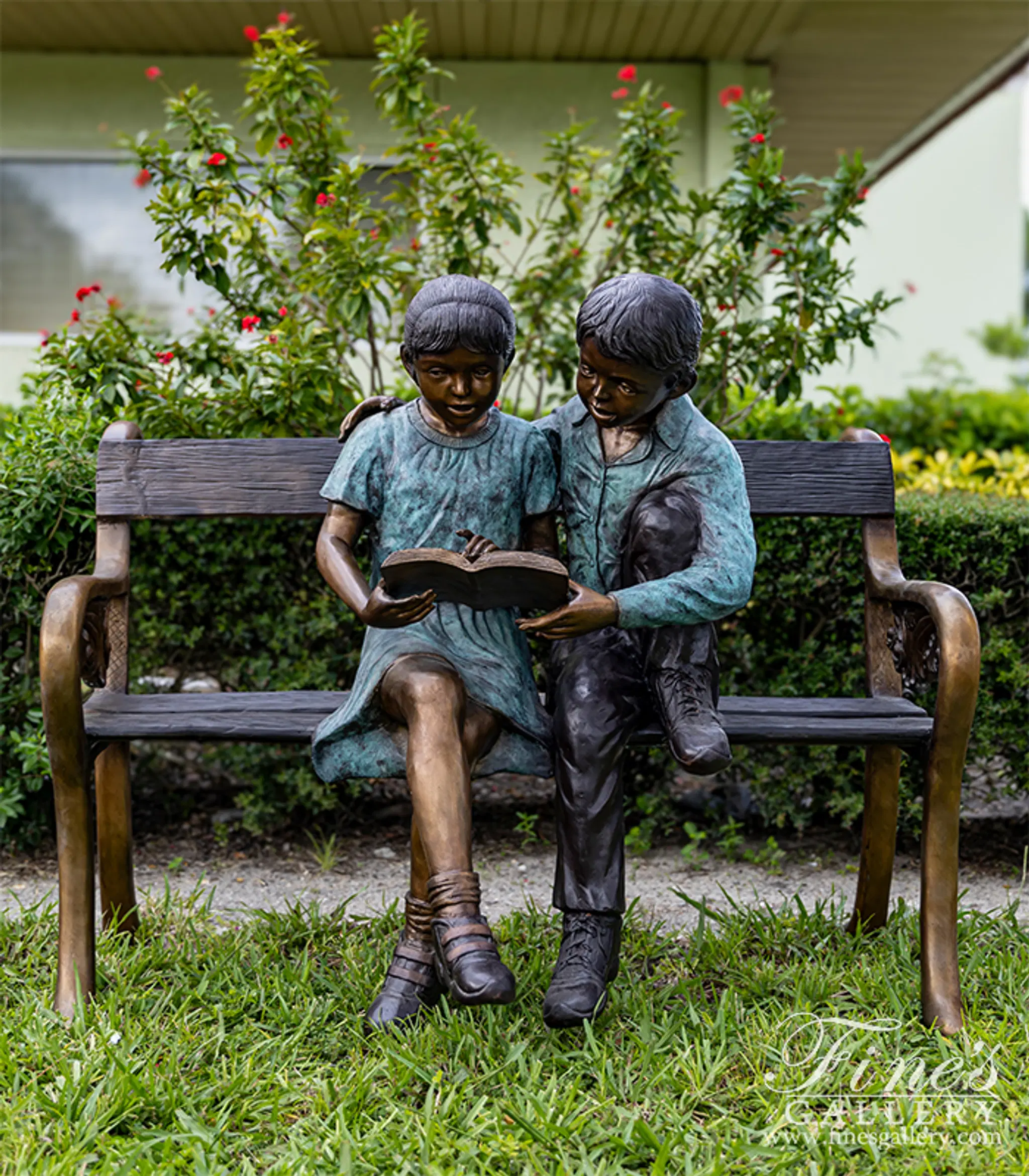 School Kids on Bench Bronze Statue — Model BS-120 — detail view 1