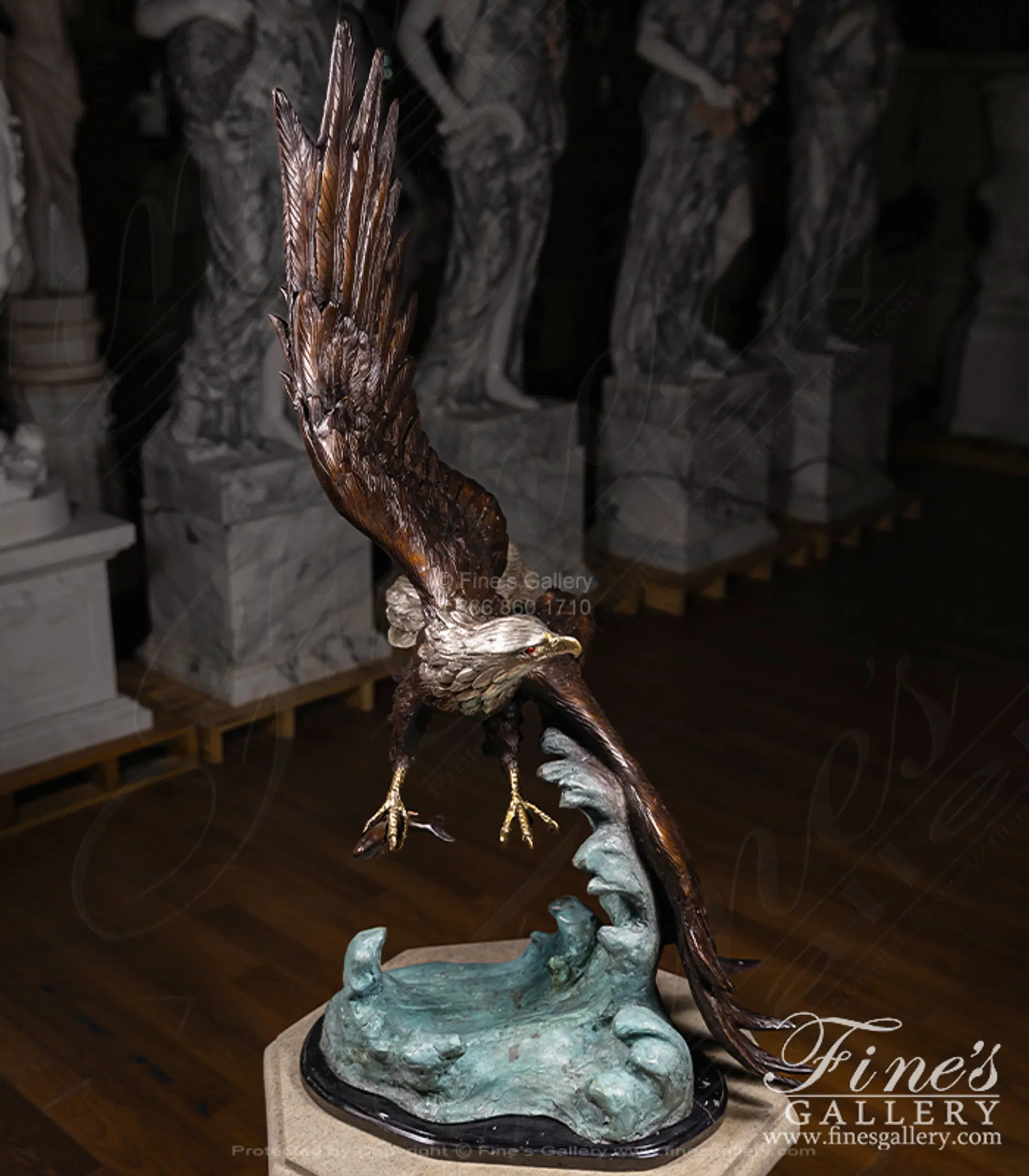 Graceful Bronze Eagle — Model BS-1381 — detail view 4