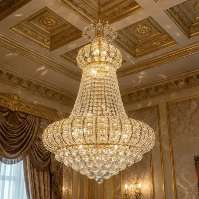 Magnificent Crystal Chandelier with Gold Plating - Elegant Luxury Lighting Fixture for Home