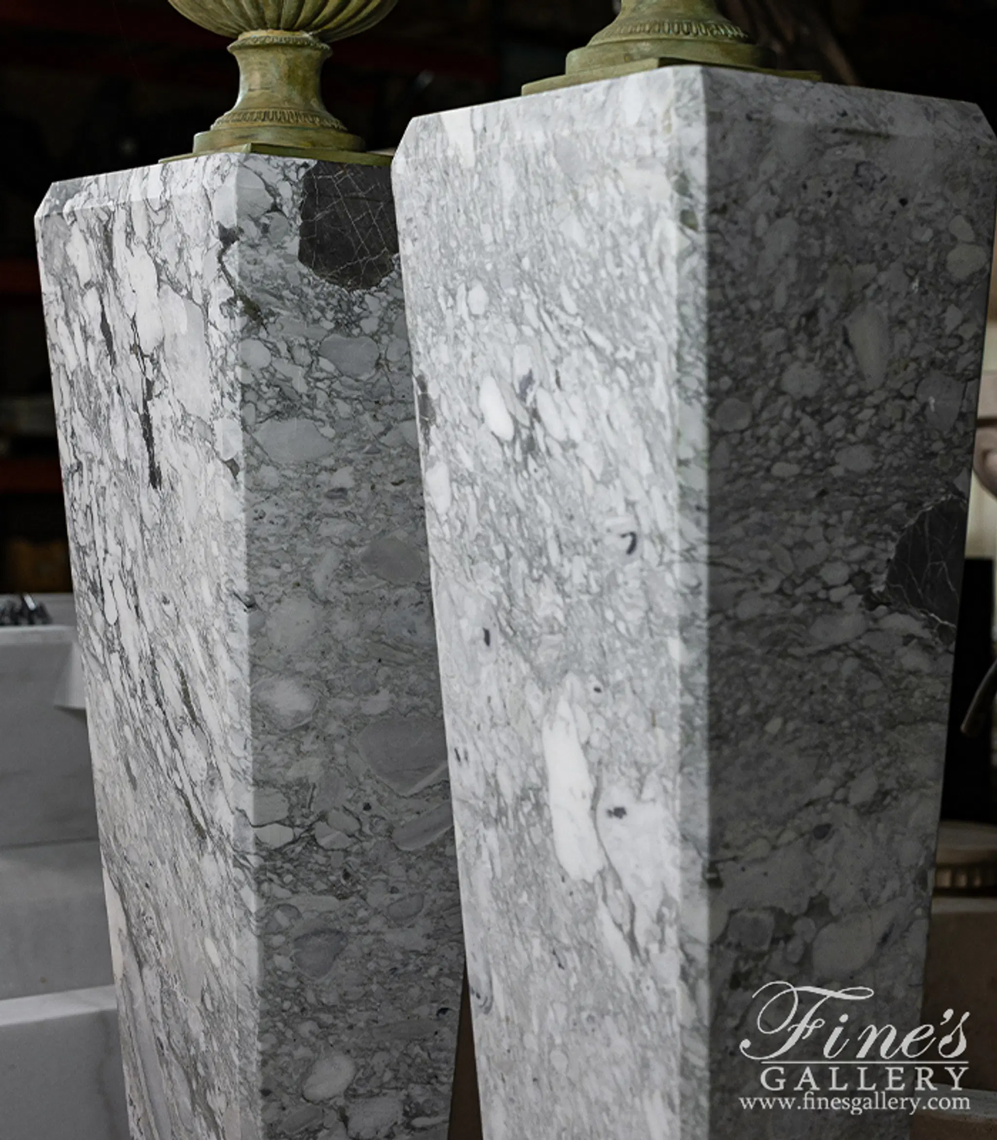 Arabascato Marble Pedestal Pair — Model MBS-294 — detail view 3