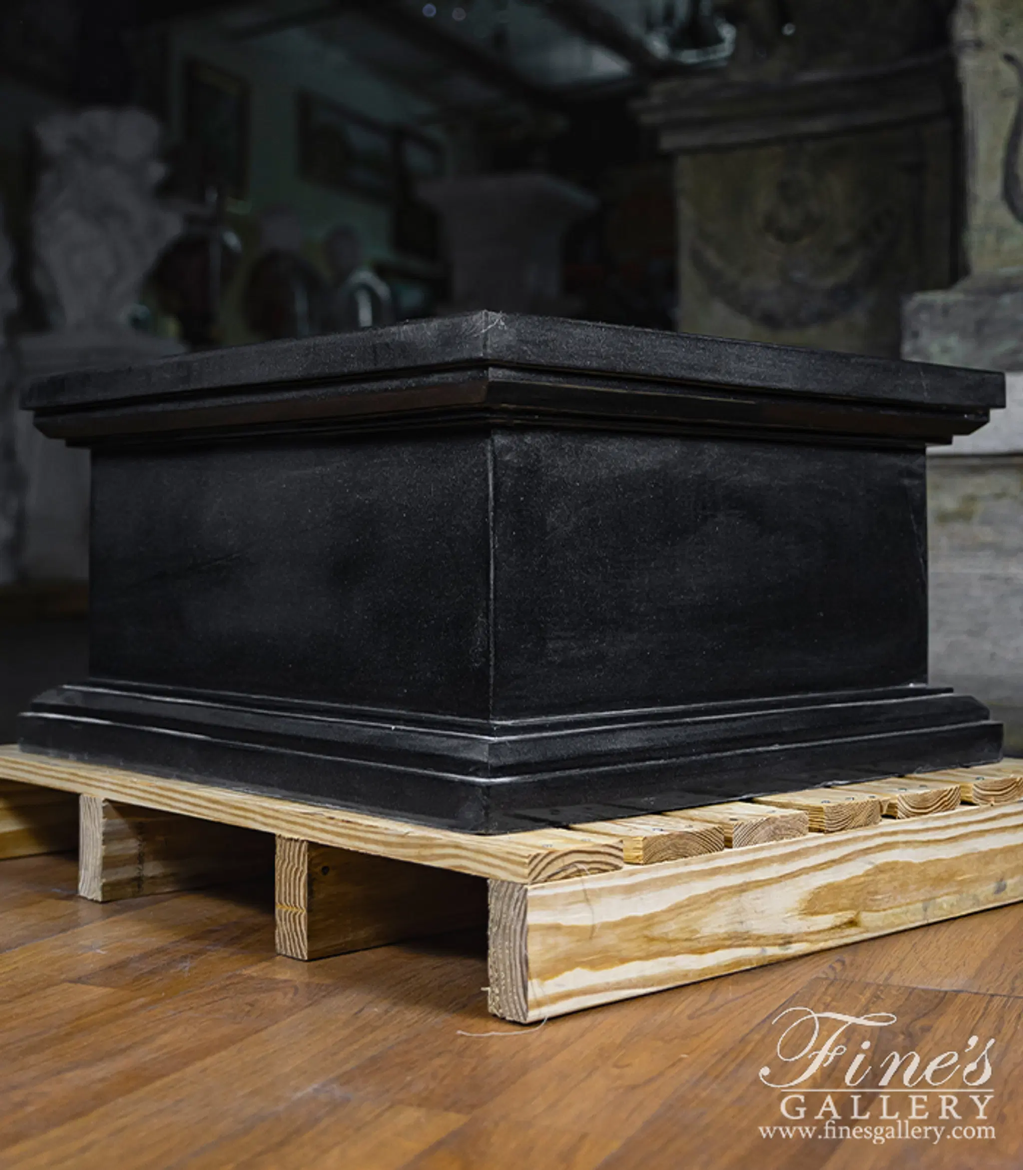 Classic Style Pedestal in Absolute Black Granite — Model MBS-367 — detail view 2