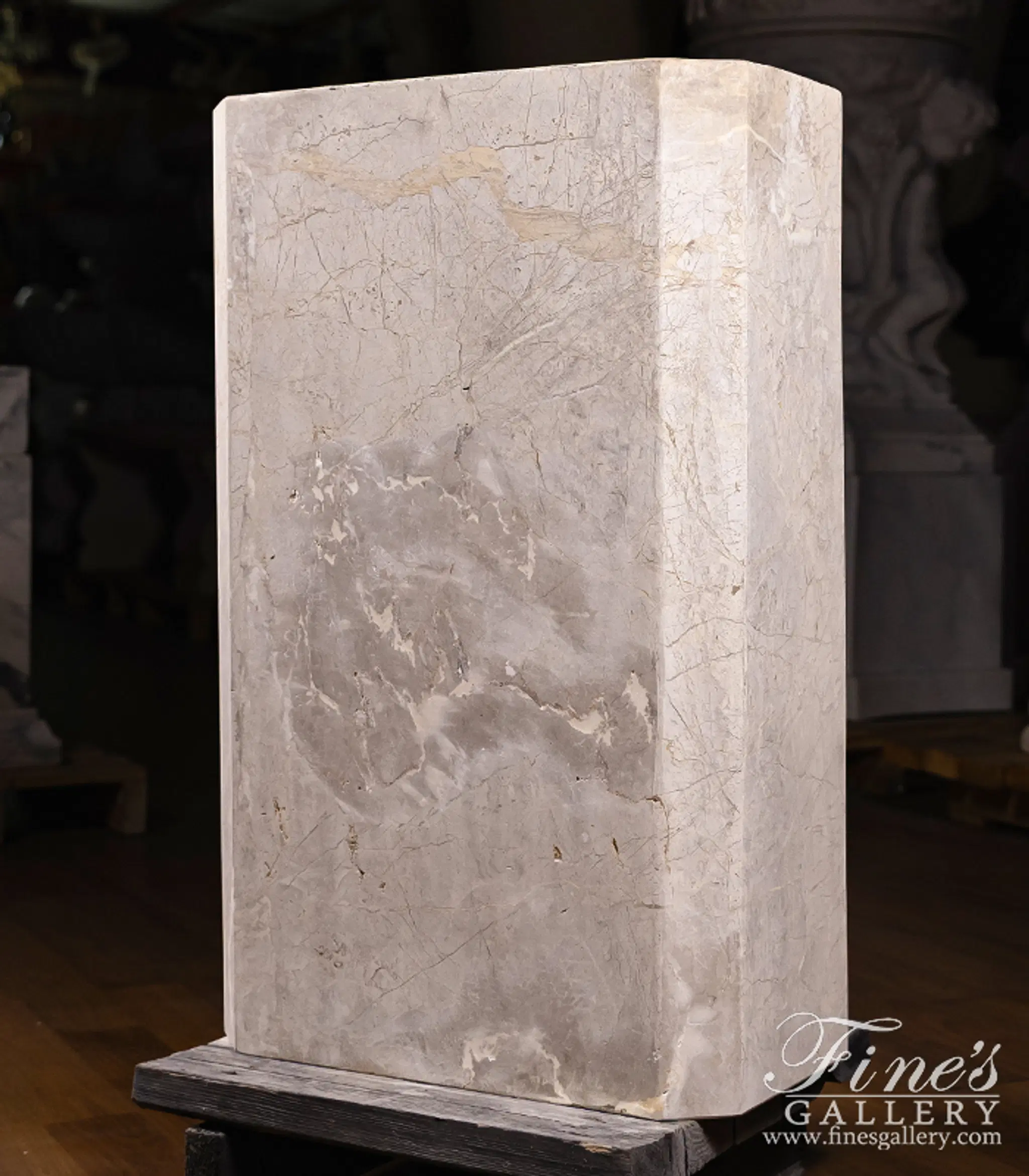 Vintage Age marble pedestal in Contemporary Style — Model MBS-369 — detail view 2