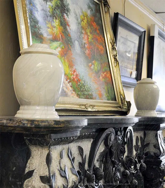 A Pair Cremation Urns in Polished Classic White Marble