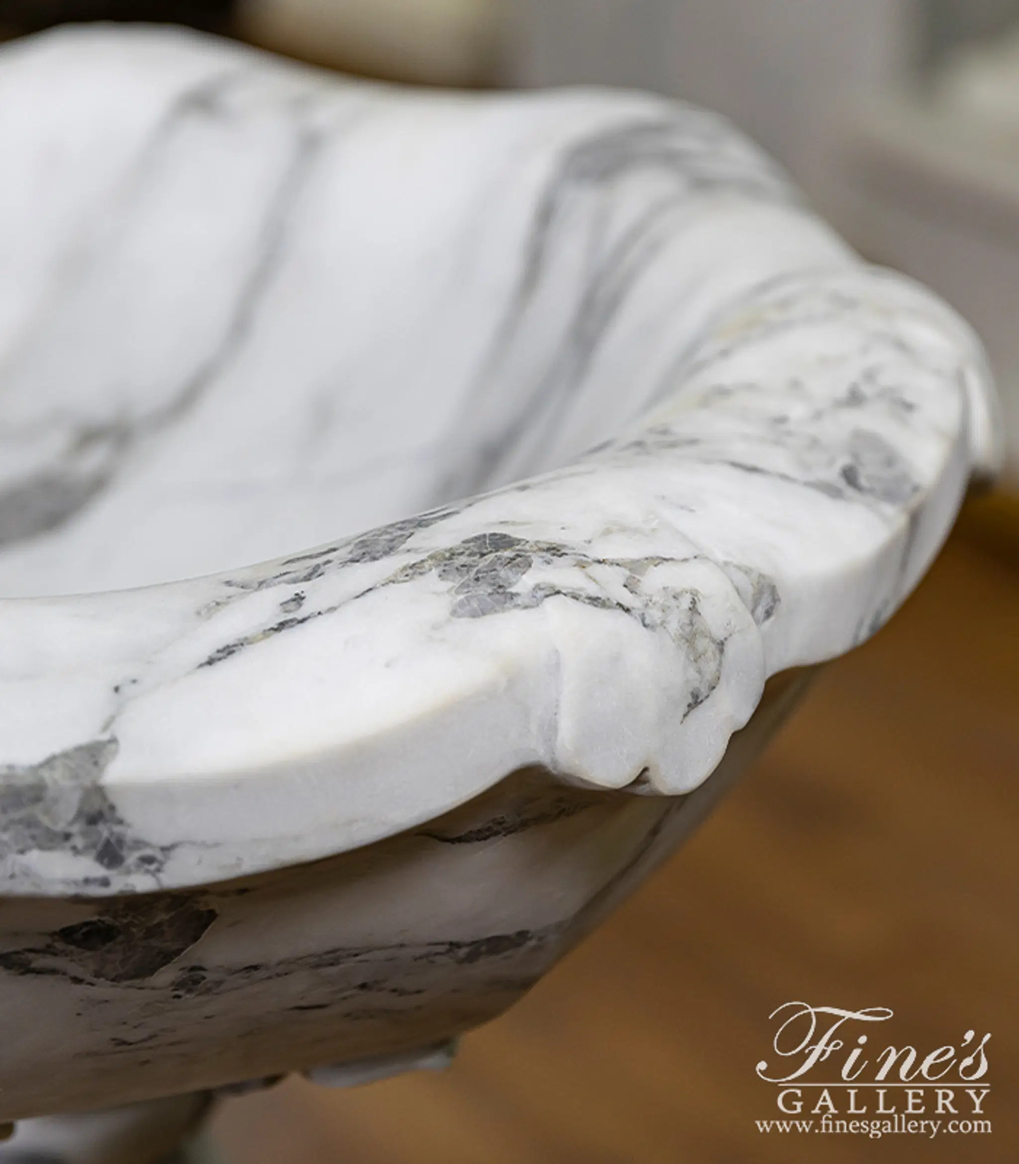 Superb Font in Arabascato Marble — Model MF-2174 — detail view 6