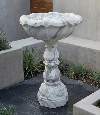 Superb Font in Arabascato Marble