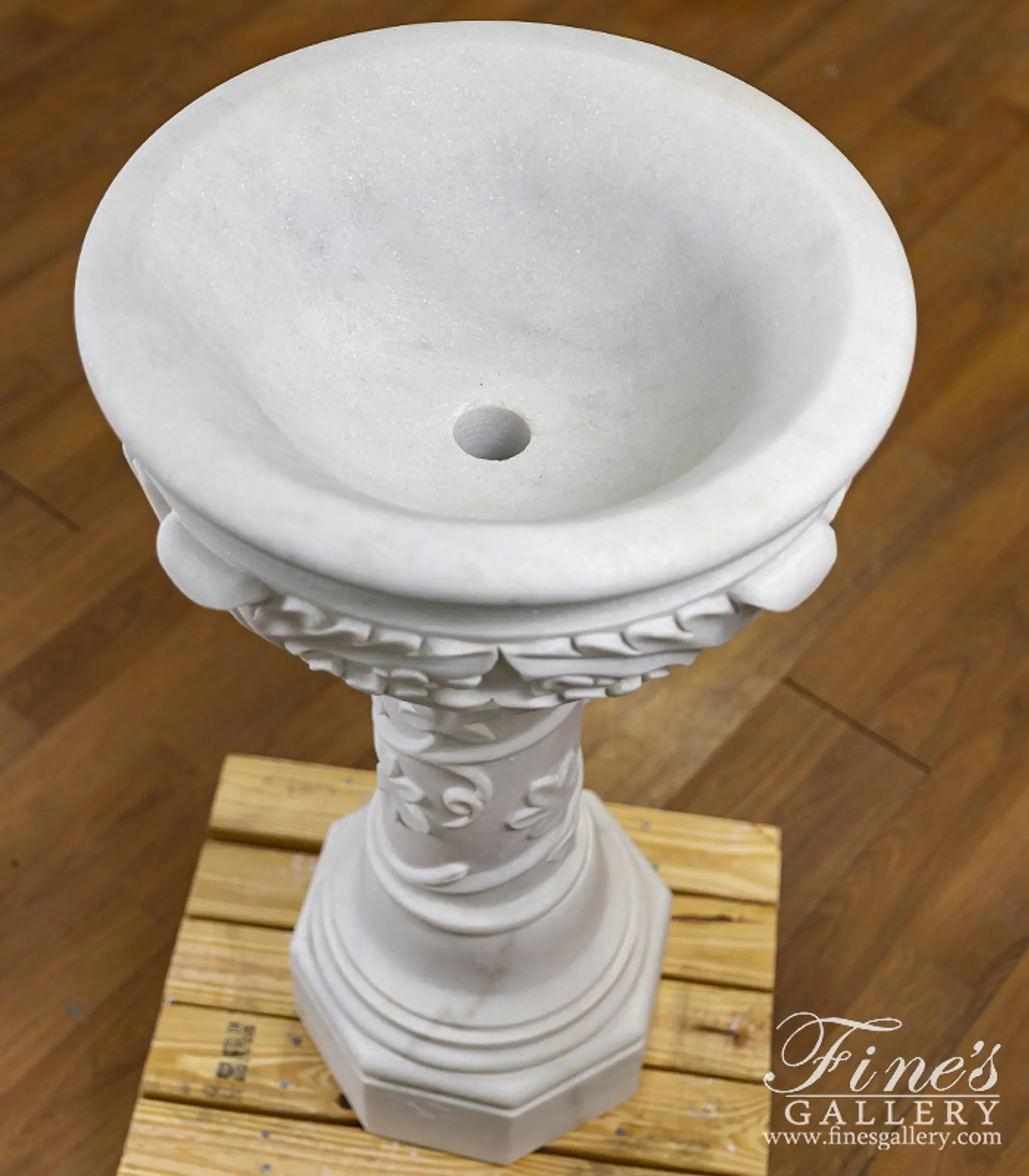 Vine and Leaf Birdbath in Statuary Marble — Model MF-2175 — detail view 4