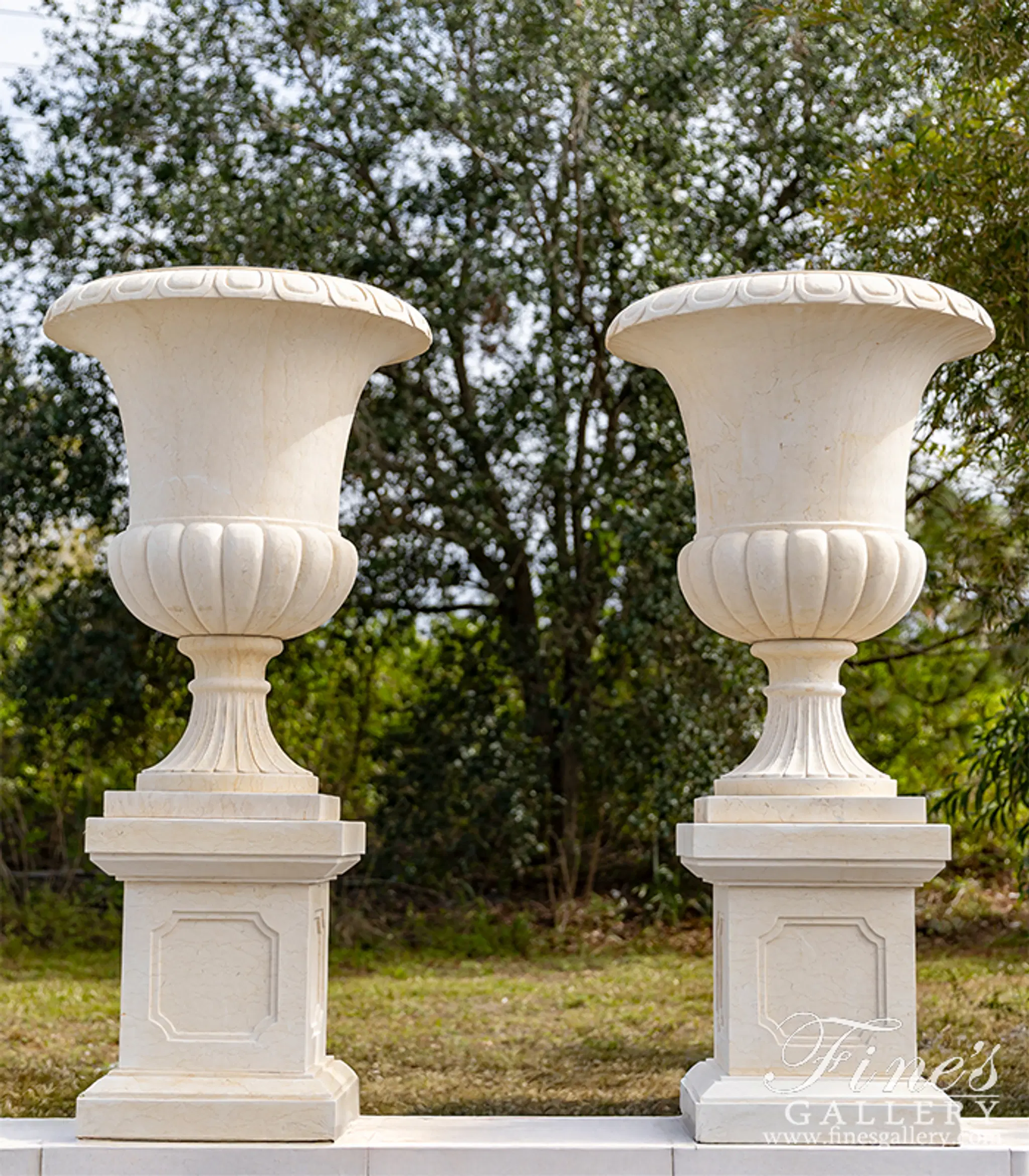 Classic Crema Marble Planter Pair — Model MP-462 — detail view 1