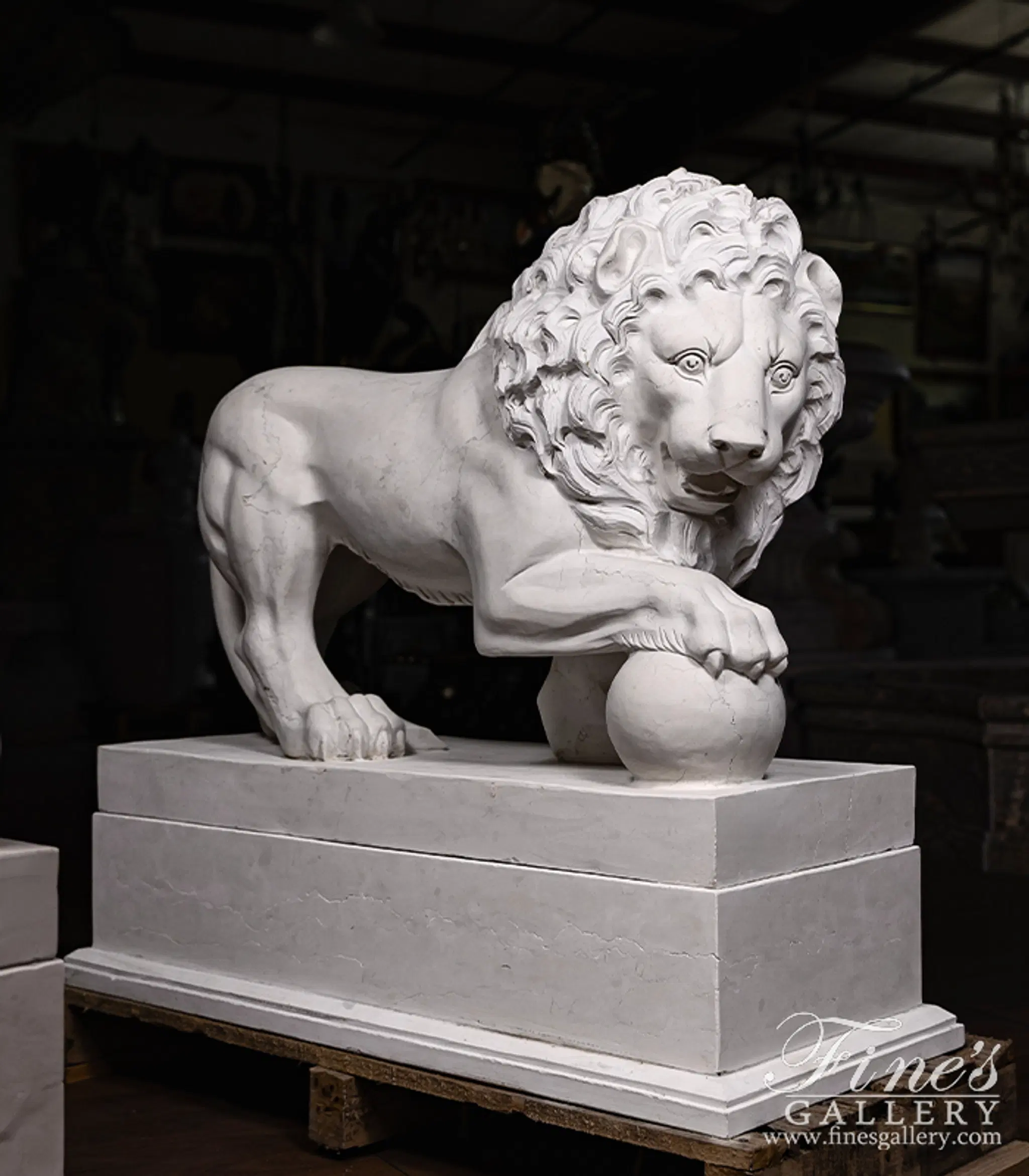 Marble Lion Pair In Italian "Perlino" — Model MS-1334 — detail view 3