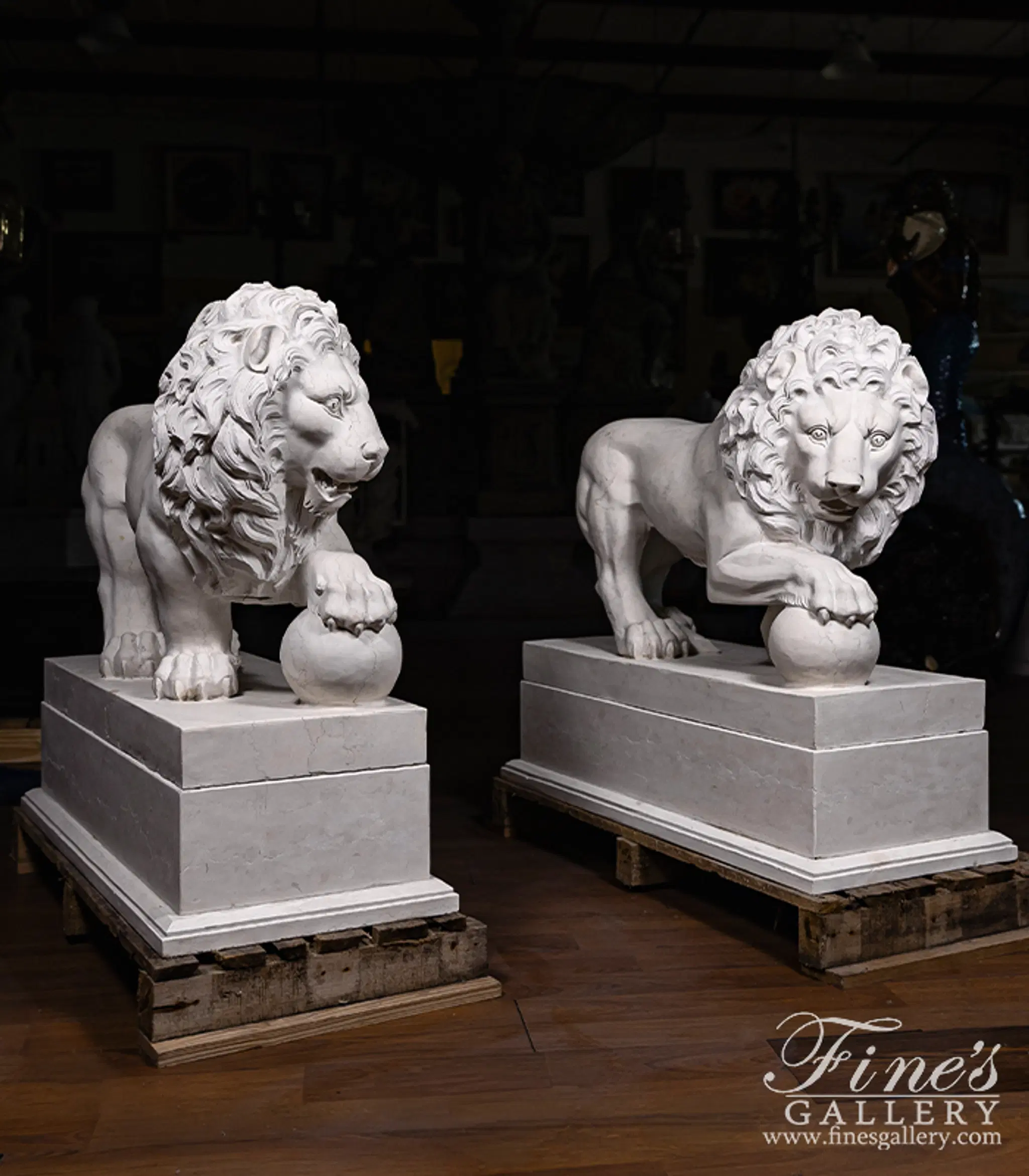 Marble Lion Pair In Italian "Perlino" — Model MS-1334 — detail view 4