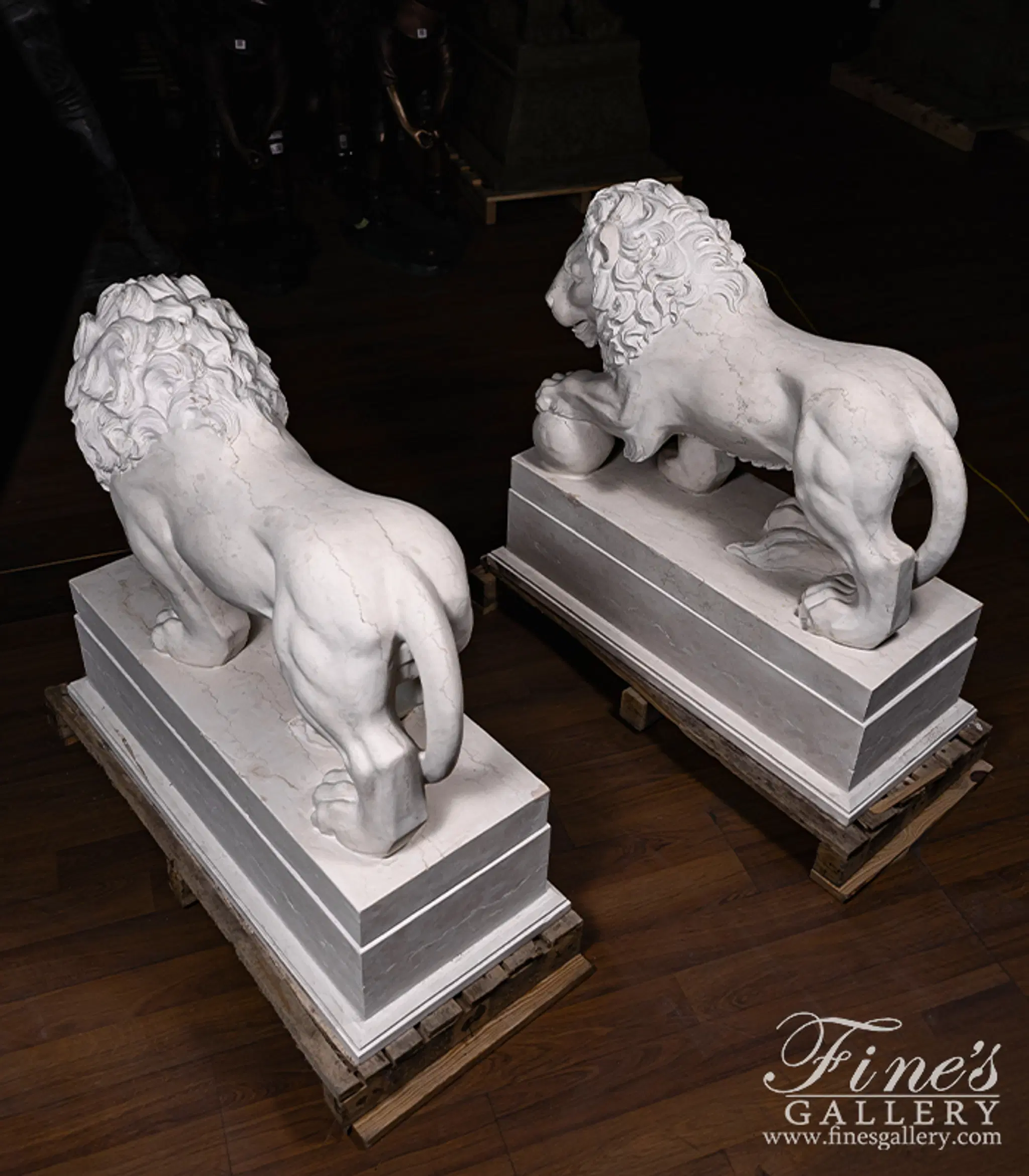 Marble Lion Pair In Italian "Perlino" — Model MS-1334 — detail view 9
